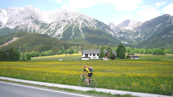 vor dem Dachstein